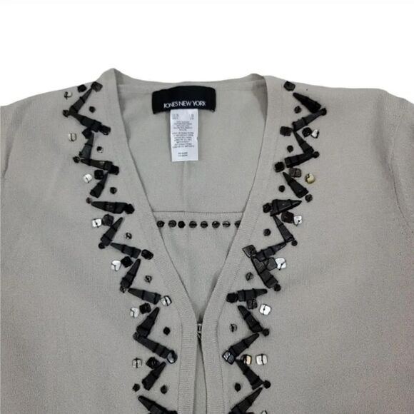 Vintage Jones New York 2 PC Beaded Sweater Cardigan Twinset in Gray Size Small - Picture 5 of 12